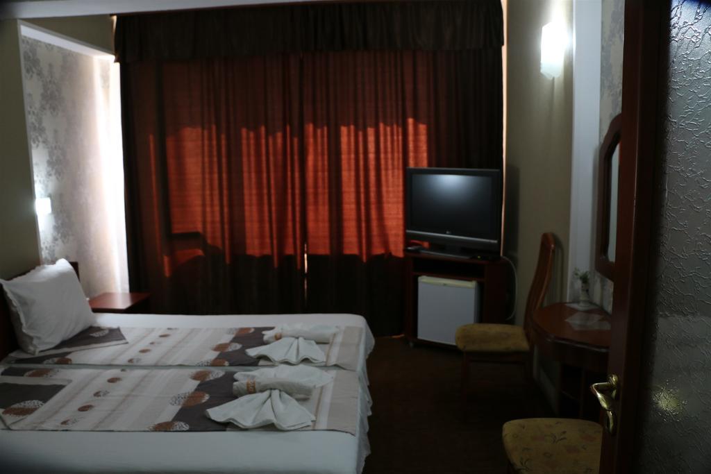 Shipka It Hotel Exterior photo